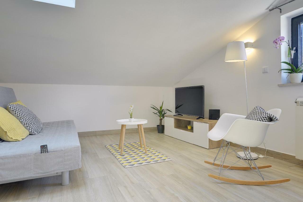 Apartment Niko プーラ エクステリア 写真